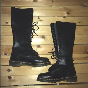 Free Shipping Doc Martens Knee High Black Leather Boots Size 8